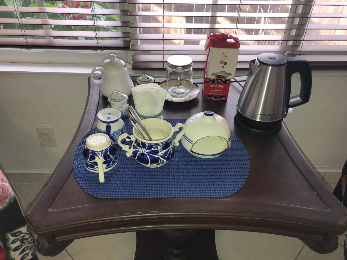מיאמי Private Room In The Heart Of Calle Ocho מראה חיצוני תמונה